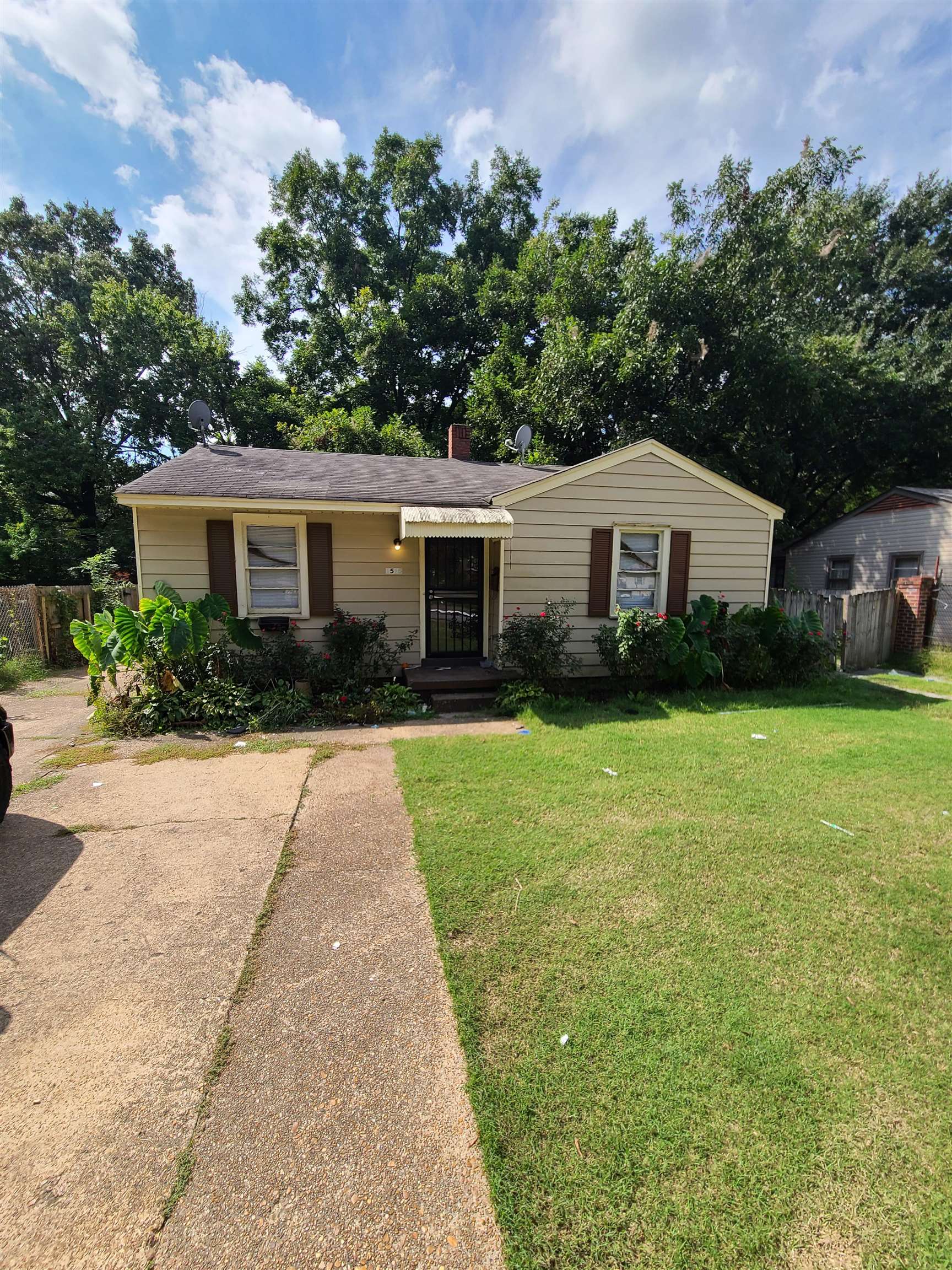 Graham St, Memphis, TN 38108