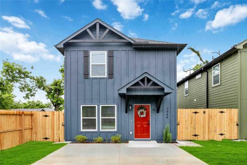 ab-7946 Fields St, Houston, TX, 77028-5512 | Card Image
