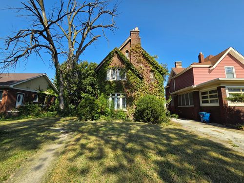 61 E 155th St, Harvey, IL, 60426-3634 | Card Image