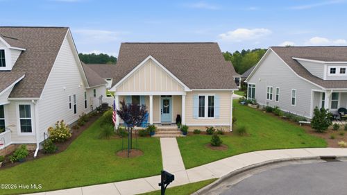 4071 Reunion Pointe Ln, New Bern, NC, 28562-8444 | Card Image