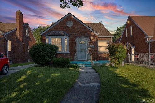 17221 Albion St, Detroit, MI, 48234-3868 | Card Image