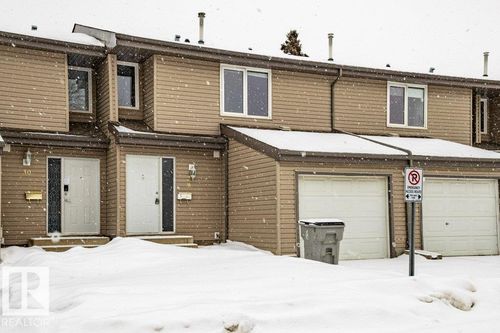 28 Akinsdale Gdns, St Albert, AB, T8N2W9 | Card Image