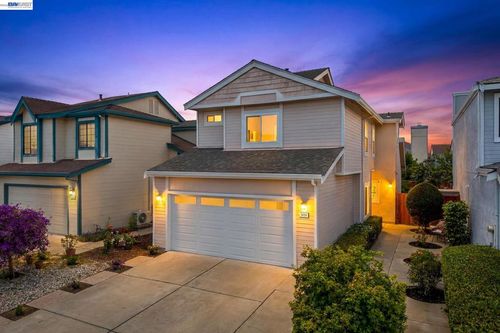 5439 Sunstar Cmn, Fremont, CA, 94555-2961 | Card Image