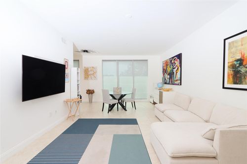 apt-201-411 N New River Dr E, Fort Lauderdale, FL, 33301-3177 | Card Image