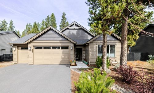 51833 Fordham Dr, La Pine, OR, 97739-8967 | Card Image
