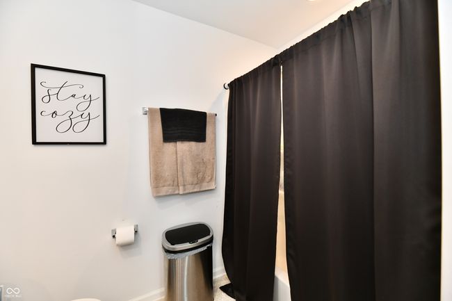 6883 Honeysuckle Way, House other with 4 bedrooms, 3 bathrooms and null parking in Pendleton IN | Image 43
