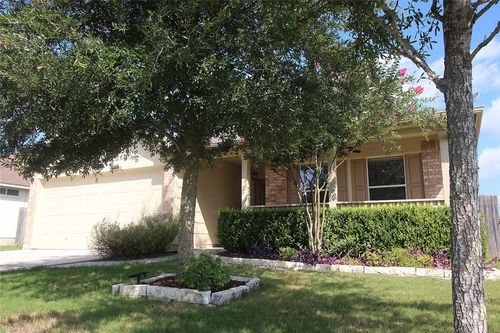 128 Challenger, Kyle, TX, 78640-6033 | Card Image