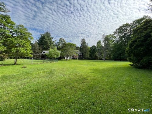 18 Briar Oak Dr, Weston, CT, 06883-2729 | Card Image
