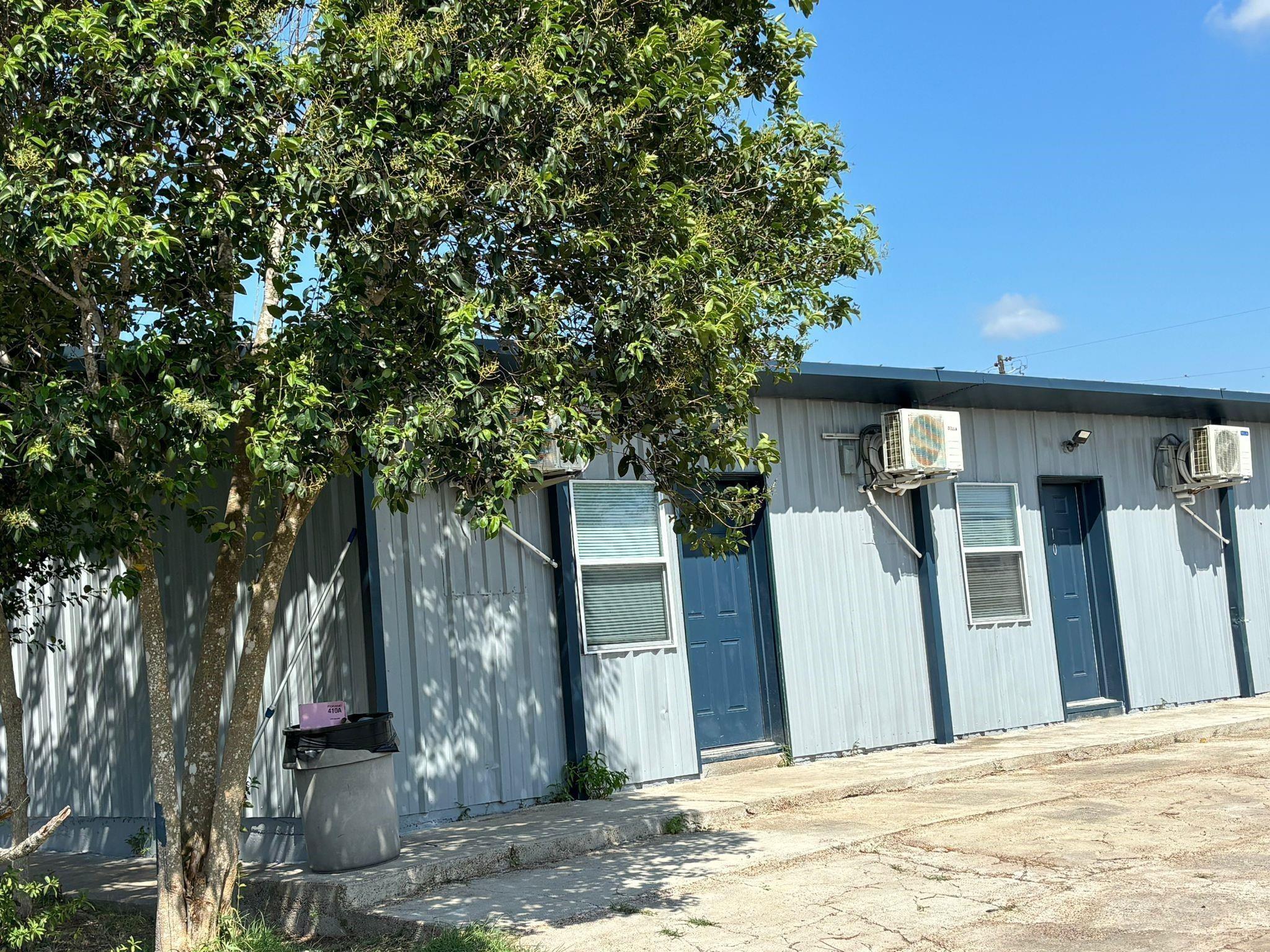 Residential Lease in Beeville