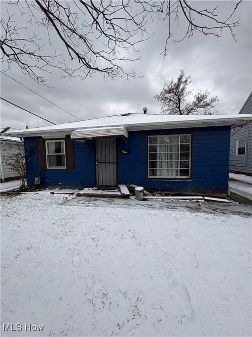 930 Wayside Rd, Cleveland, OH, 44110-2956 | Card Image