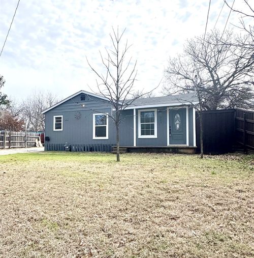 303 W Broad St, Mansfield, TX, 76063-1610 | Card Image