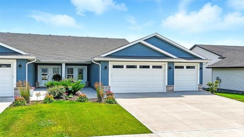 2203 Oak Terrace Ave, North Liberty, IA, 52317-8084 | Card Image