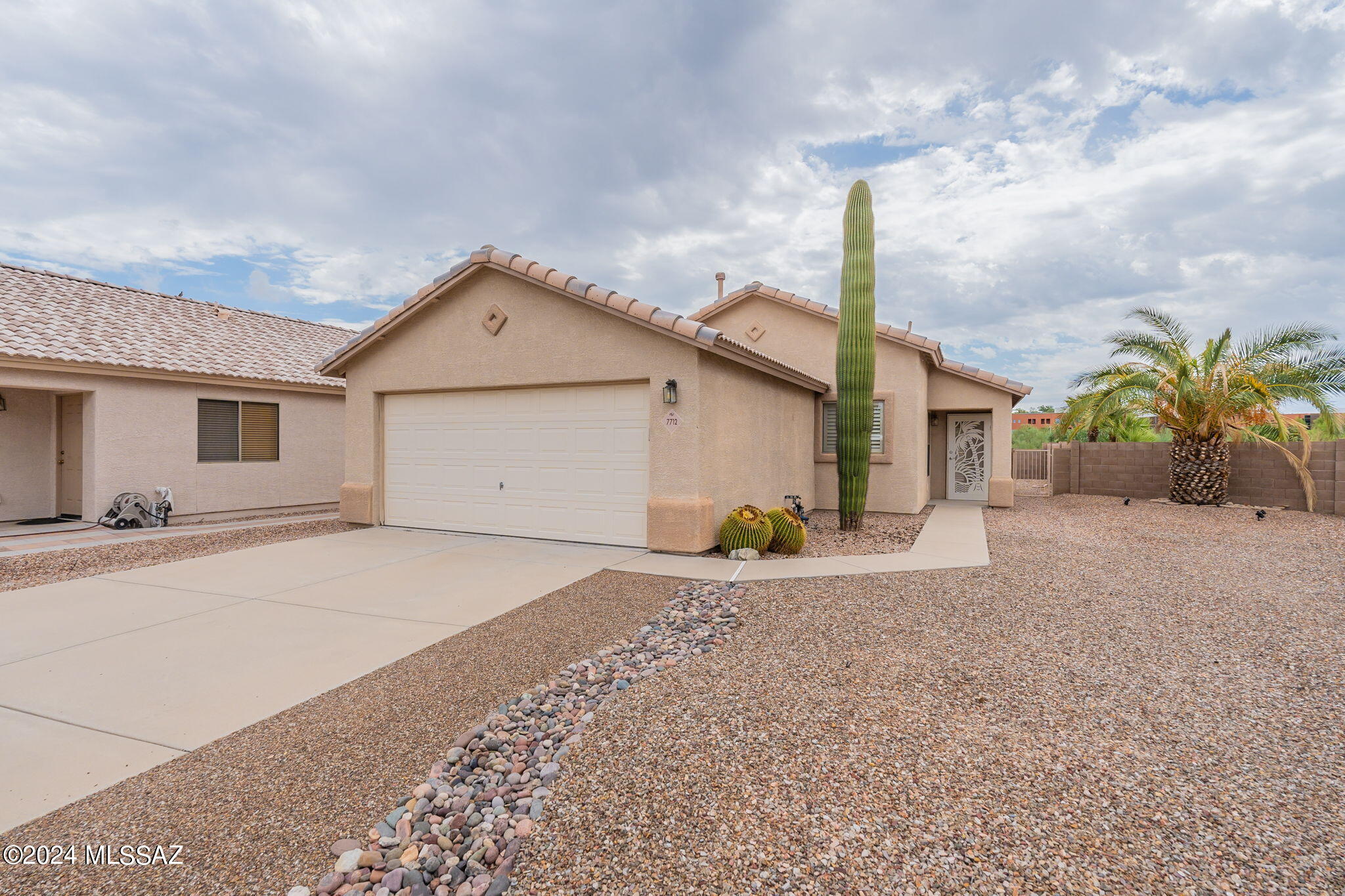 Sun Flair Dr, Tucson, AZ 85741