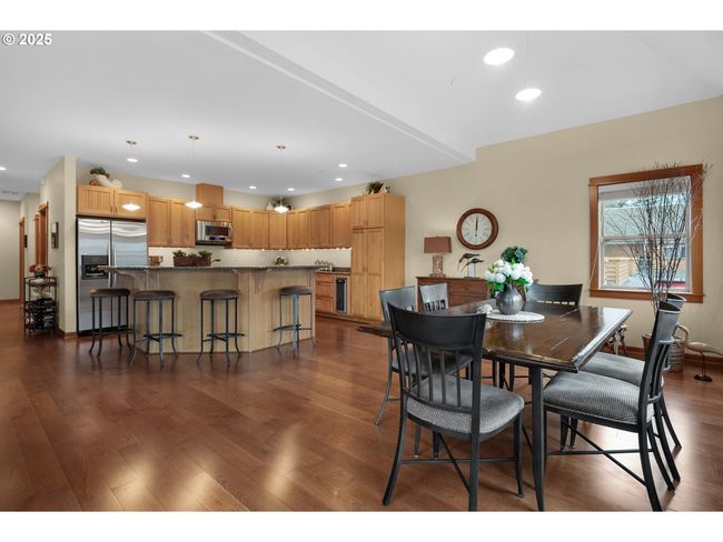 APT-201 - 123 S Hemlock St, Condo with 3 bedrooms, 2 bathrooms and null parking in Cannon Beach OR | Image 28