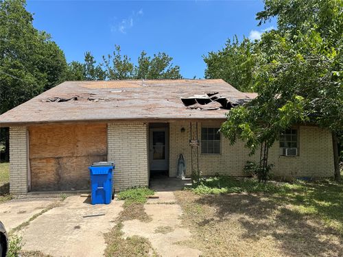 506 Forest Court, Taylor, TX, 76574 | Card Image