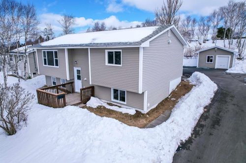 201 Rotary Dr, Sydney, NS, B1P6L4 | Card Image