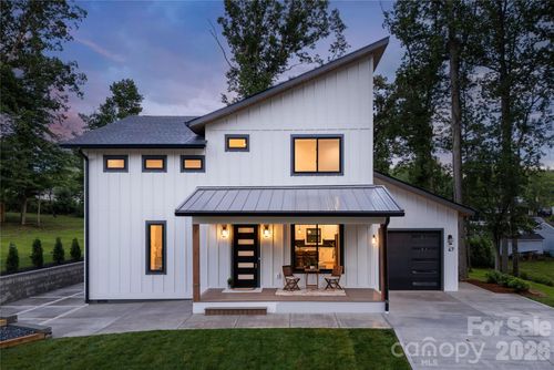 47 Scott Meadows Dr, Asheville, NC, 28801 | Card Image