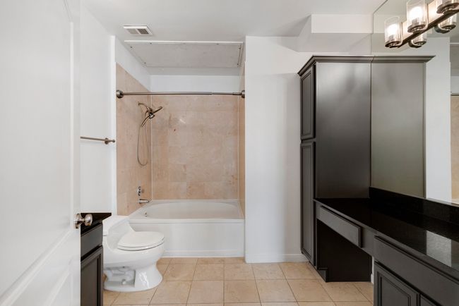 APT-519 - 3225 Turtle Creek Blvd, Condo with 2 bedrooms, 2 bathrooms and null parking in Dallas TX | Image 23