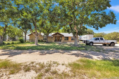 15326 Gross Ln, LaCoste, TX, 78039 | Card Image