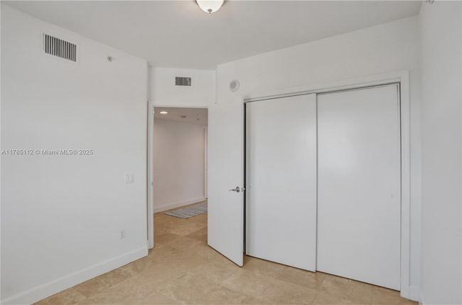 APT-2503 - 15051 Royal Oaks Ln, Condo with 3 bedrooms, 3 bathrooms and null parking in North Miami FL | Image 10