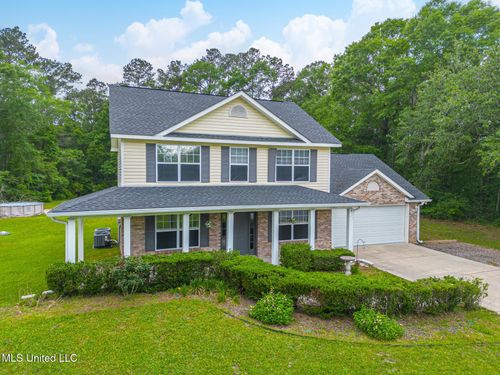 15501 Brodnax Rd, Vancleave, MS, 39565-8066 | Card Image