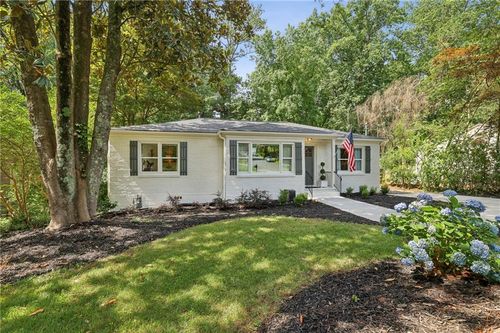 1600 Belle Isle Cir Ne, Atlanta, GA, 30329-2526 | Card Image
