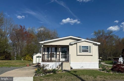92 Arrowhead Rd, SHAMONG, NJ, 08088-9553 | Card Image