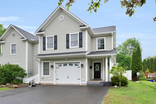 152-152 Perry St, Unionville, CT, 06085-1024 | Card Image