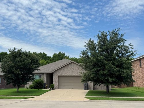 2209 Cinnamon Springs Rd, Glenn Heights, TX, 75154-5524 | Card Image