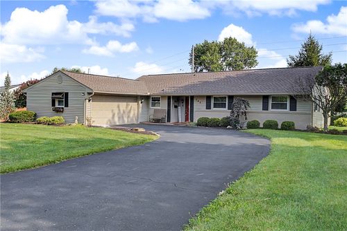 245 Gershwin Dr, Centerville, OH, 45458-2213 | Card Image