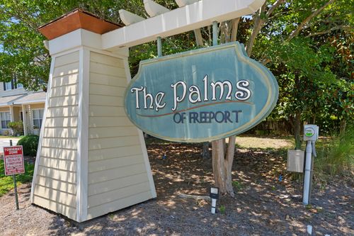 10a-15284 331 Business, Freeport, FL, 32439-3186 | Card Image