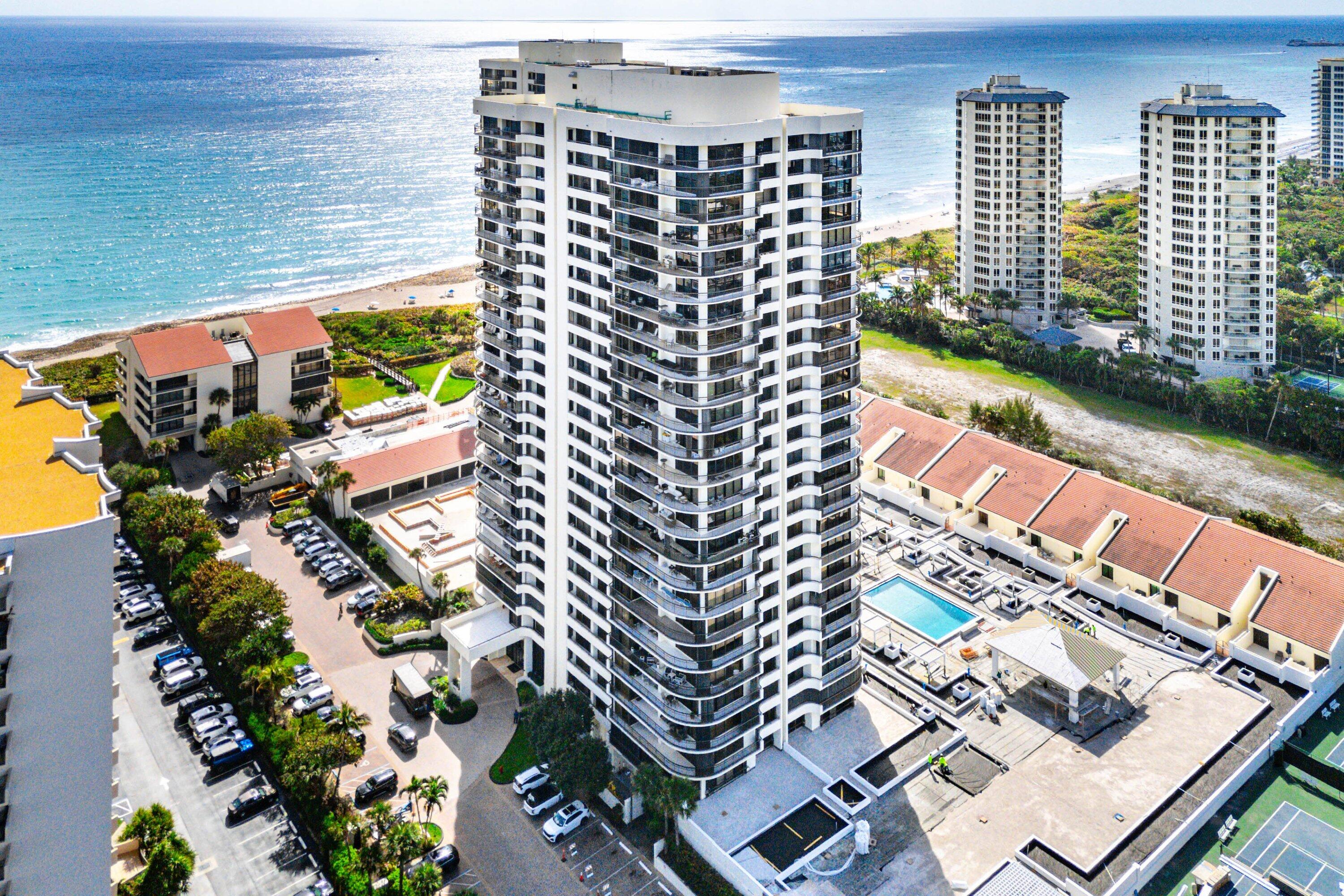 Residential Lease in Singer Island 3