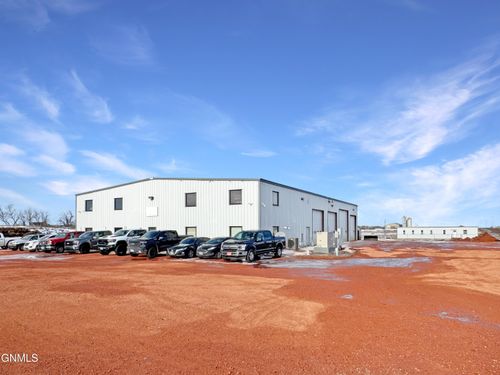 383 102x Ave Sw, Killdeer, ND, 58640-9301 | Card Image