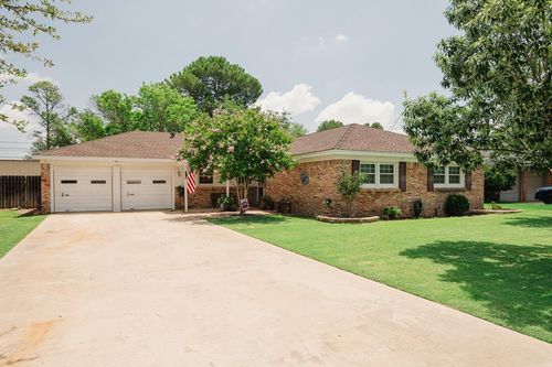 1910 Ward St, Midland, TX, 79705-8436 | Card Image