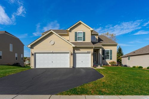 633 Verdi St, Woodstock, IL, 60098-8023 | Card Image