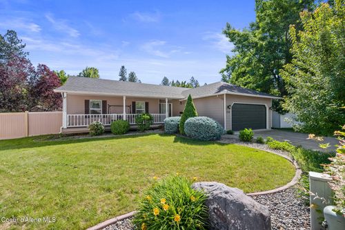 2285 E Stonebridge Ct, Post Falls, ID, 83854-7985 | Card Image