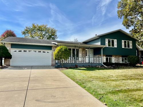 8515 Wheeler Pl, Crown Point, IN, 46307-8141 | Card Image