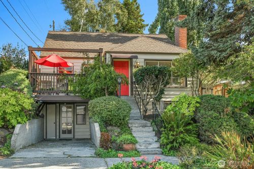 5608 34th Ave Nw, Seattle, WA, 98107-3335 | Card Image