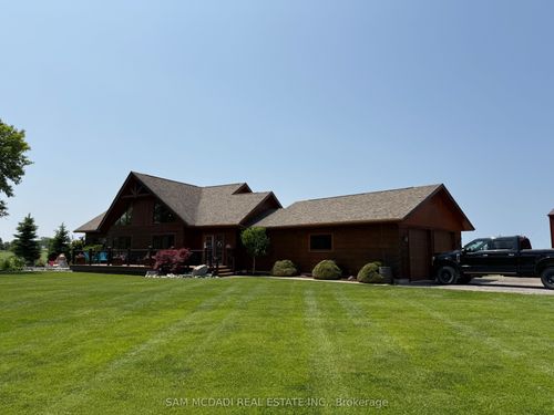 8529 Kinnaird Rd, Lambton Shores, ON, N0N1J3 | Card Image