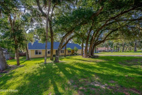 1515 N Beach St, Ormond Beach, FL, 32174-3403 | Card Image
