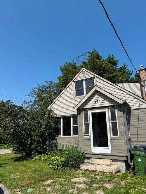 425 Livingston Rd N, Scarborough, ON, M1E1M5 | Card Image