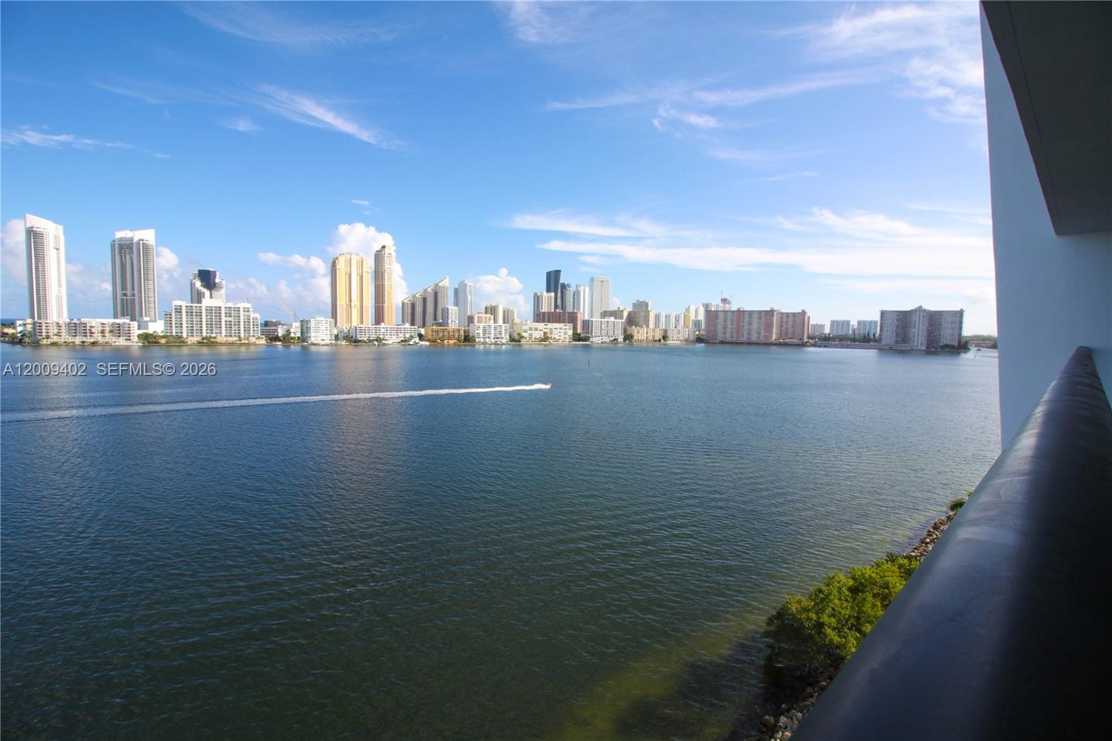 Residential Lease in Aventura 3