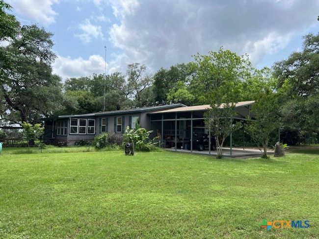 1037 Noll Rd, House other with 3 bedrooms, 3 bathrooms and null parking in Meyersville TX | Image 39