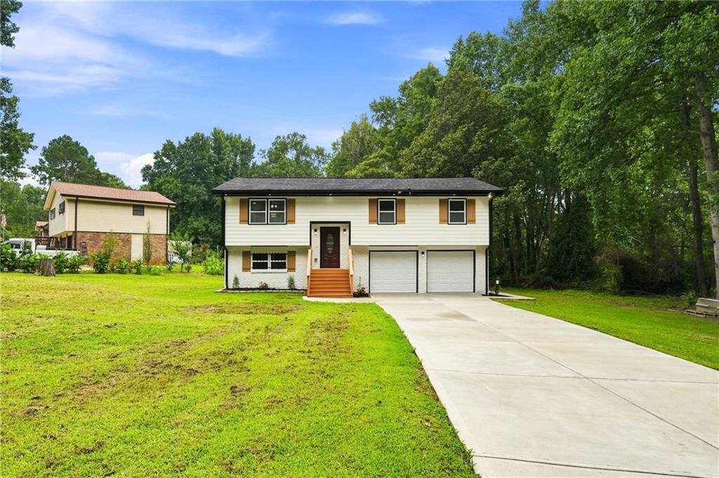 Residential in Lithonia