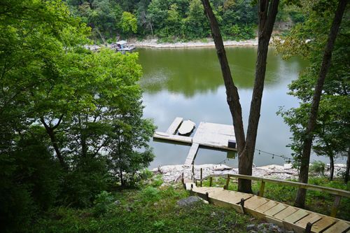 1686 Wells Landing Rd, Danville, KY, 40422-9781 | Card Image