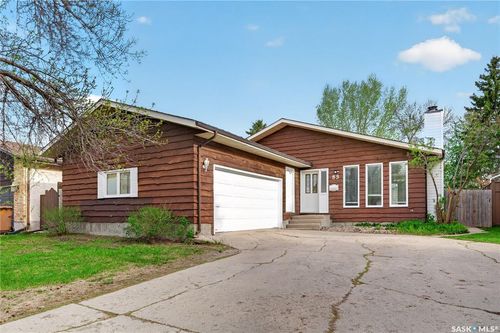 83 Groome Ave, Regina, SK, S4S6S3 | Card Image