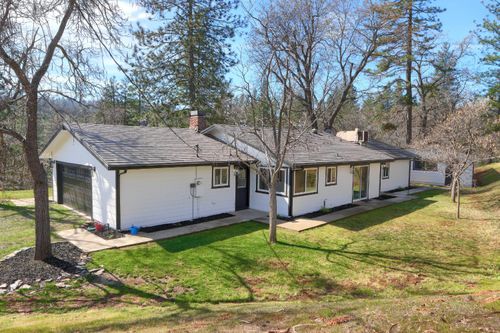 5518 E Whitlock Rd, Mariposa, CA, 95338-9660 | Card Image