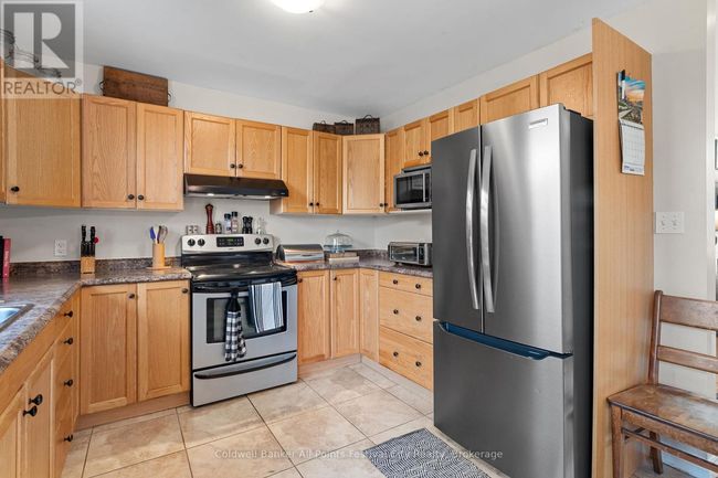 57 Market St, House other with 3 bedrooms, 2 bathrooms and 6 parking in Goderich ON | Image 16