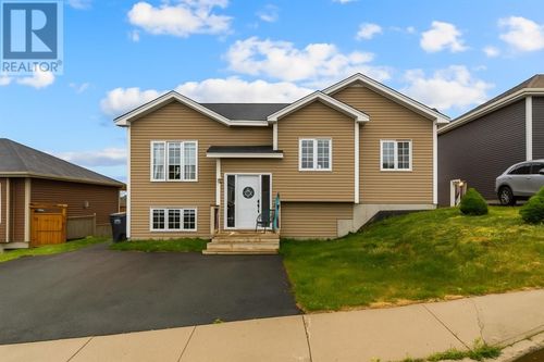 83 Seascape Dr, Paradise, NL, A1L0Z4 | Card Image