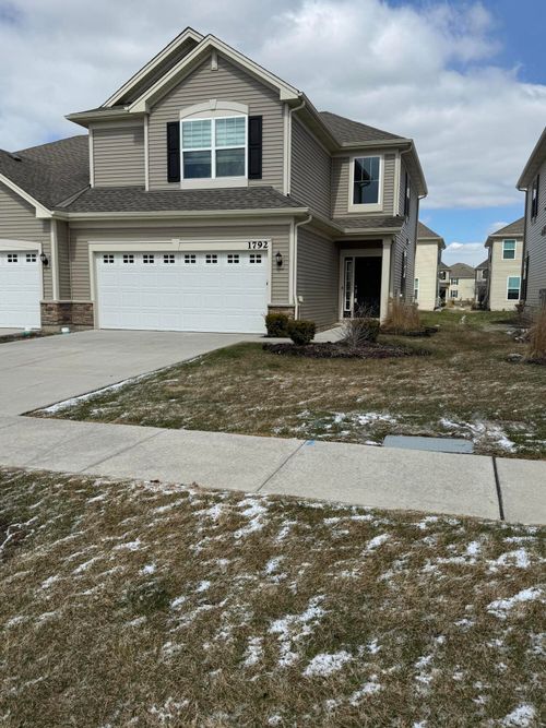 1792 E 110th Ln, Crown Point, IN, 46307-9433 | Card Image